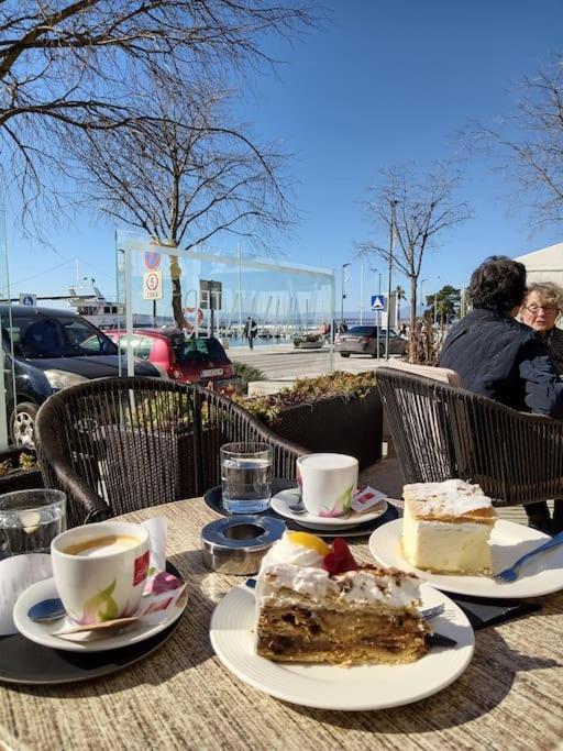 Ferienwohnung Nena In Crikvenica Kültér fotó