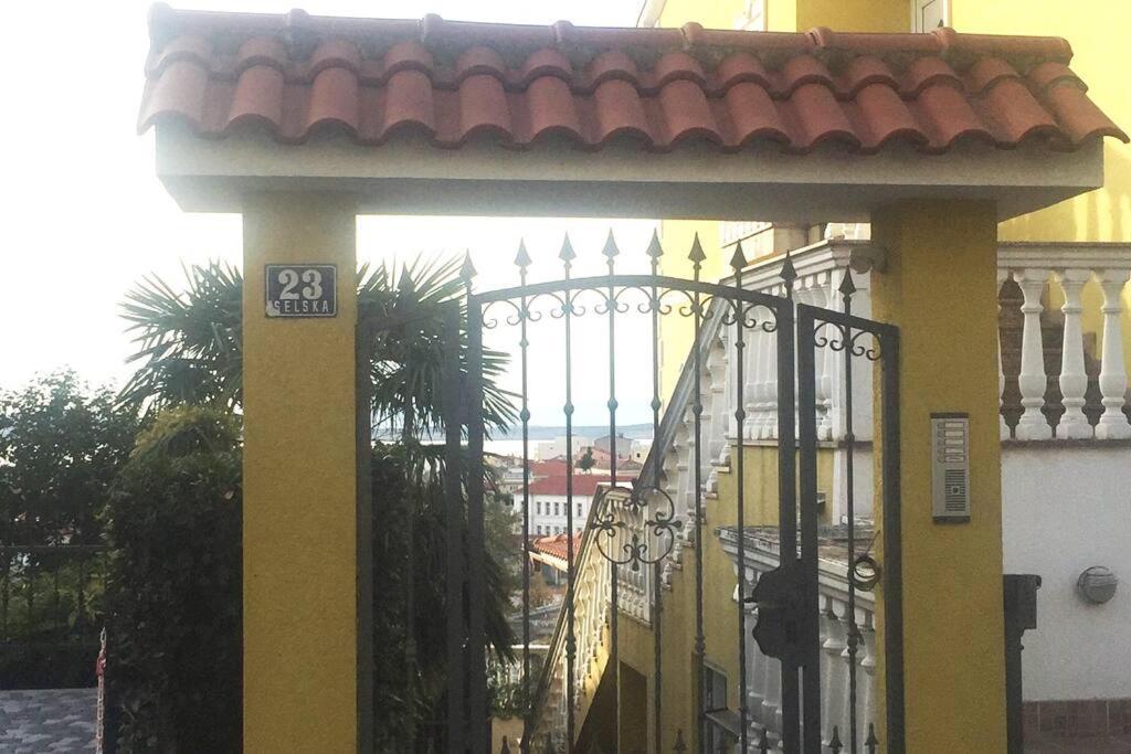 Ferienwohnung Nena In Crikvenica Kültér fotó